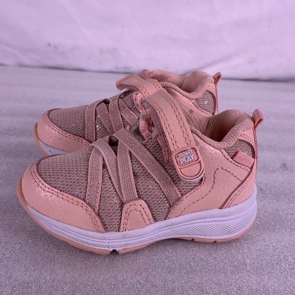 stride rite emmy sneaker